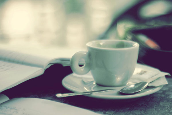 英语下午茶：如果没有相等的爱，就让我爱多一些